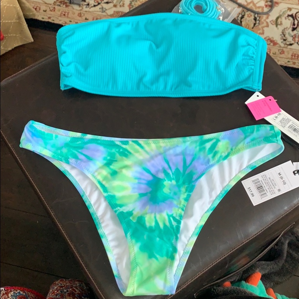 NWT TIE DIE BIKINI BOTTOMS & BLUE BIKINI TOP - Picture 1 of 11